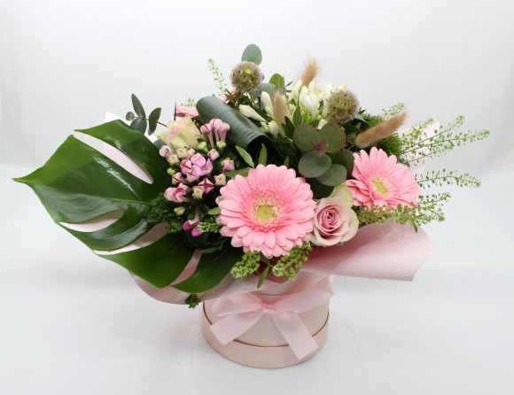 bouquet original moderne haut de gamme chic composition floral nantes saint nazaire 44 savenay